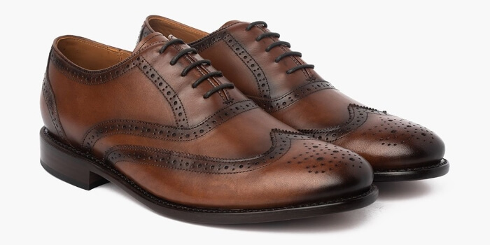 versatile clothing brogues